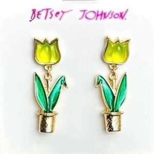 New Betsey Johnson Tulip Earrings
